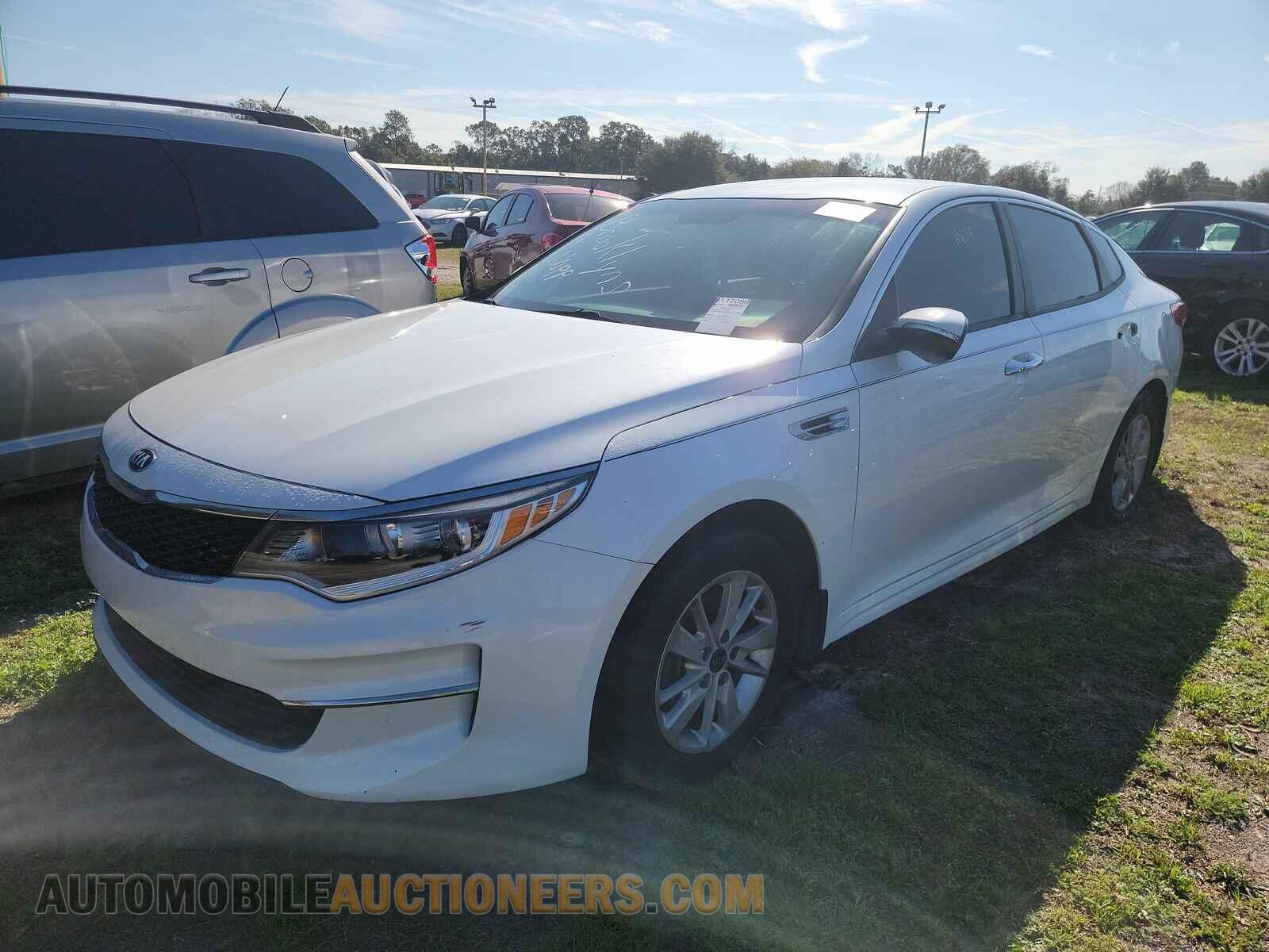 5XXGT4L39GG037396 Kia Optima 2016