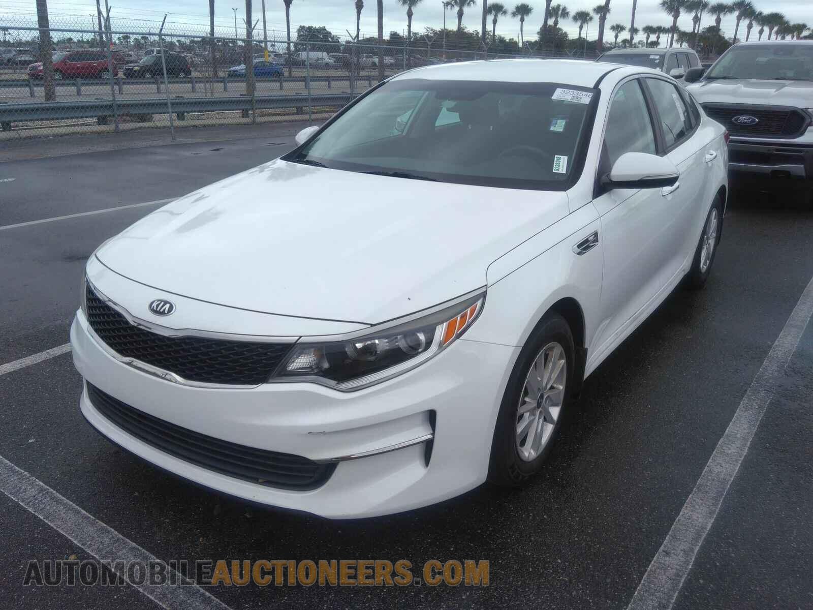5XXGT4L39GG040234 Kia Optima 2016