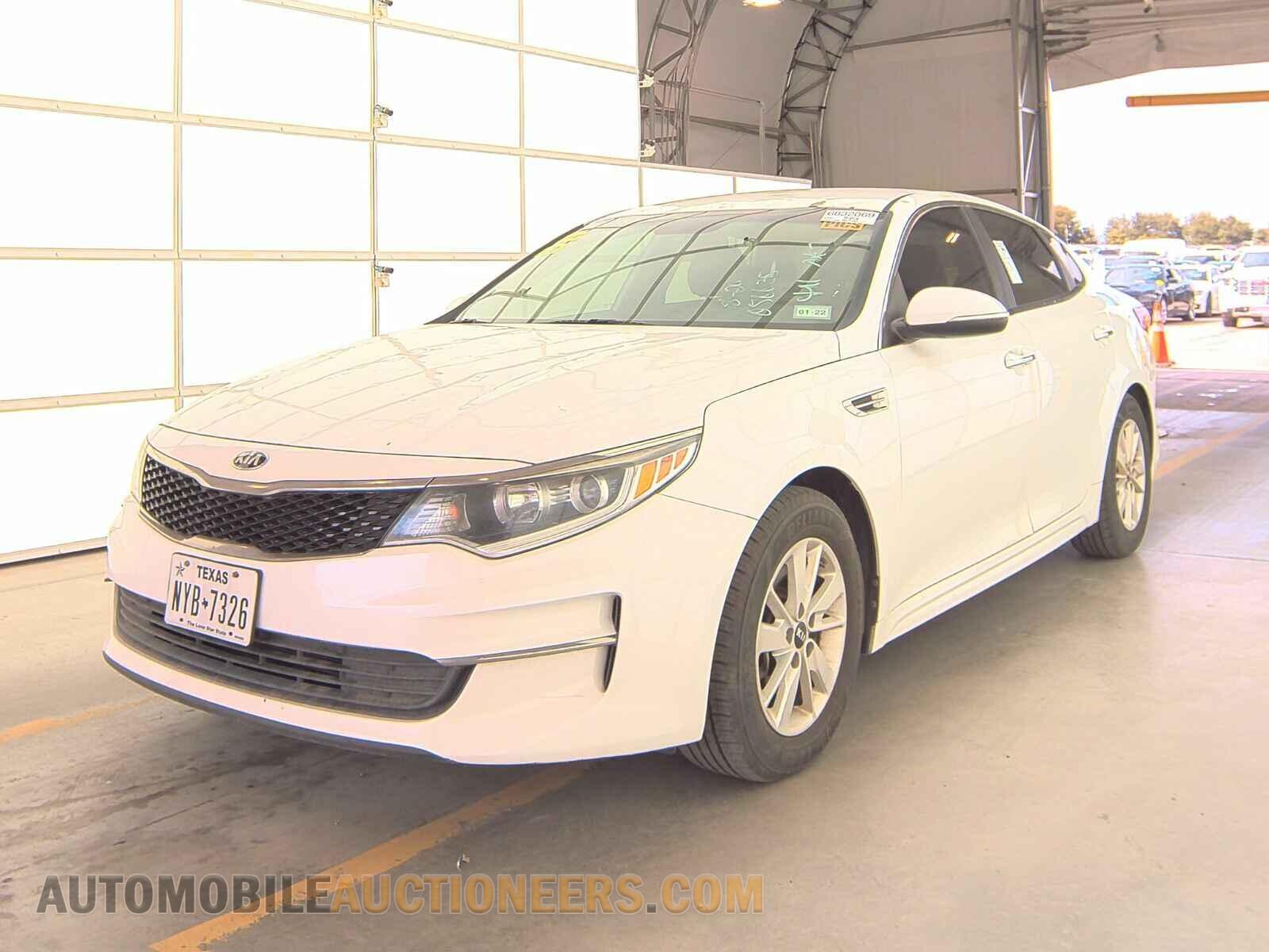 5XXGT4L39GG050035 Kia Optima 2016