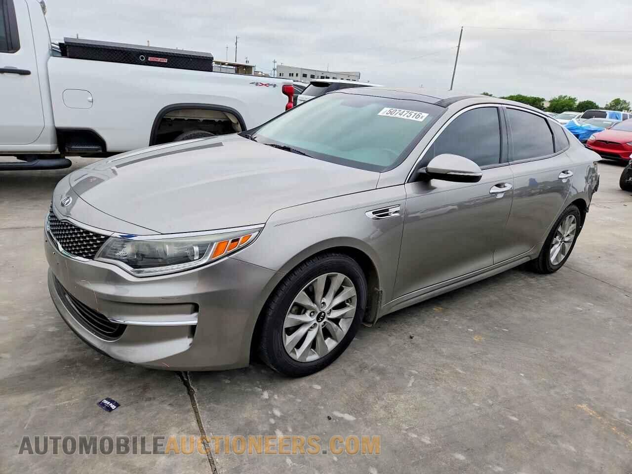 5XXGU4L33JG242541 KIA OPTIMA 2018