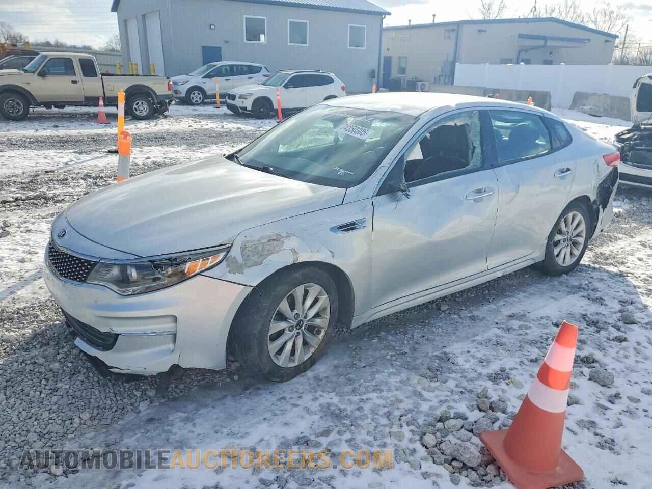 5XXGU4L39GG070802 KIA OPTIMA 2016