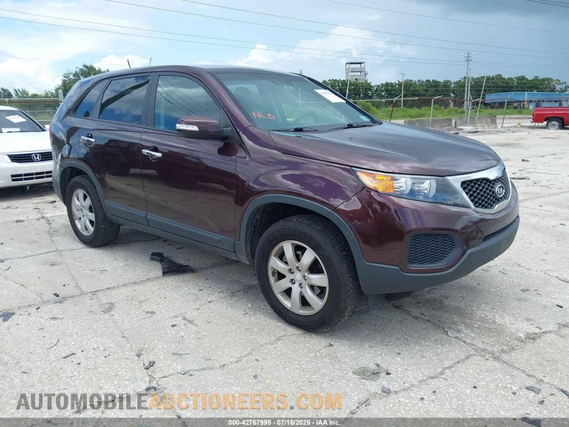 5XYKT3A11BG053473 KIA SORENTO 2011