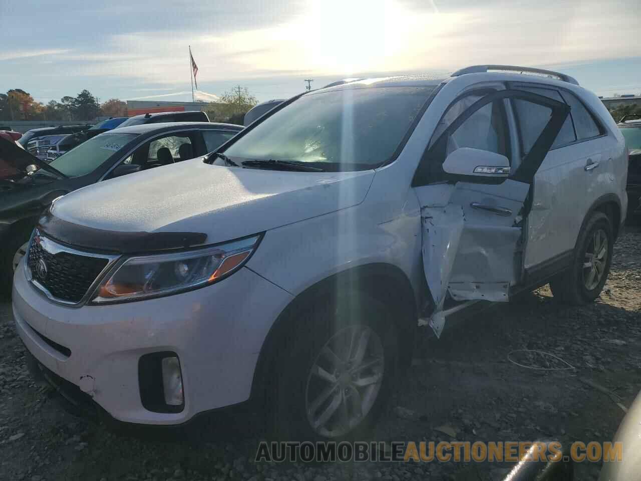 5XYKT3A67FG553834 KIA SORENTO 2015