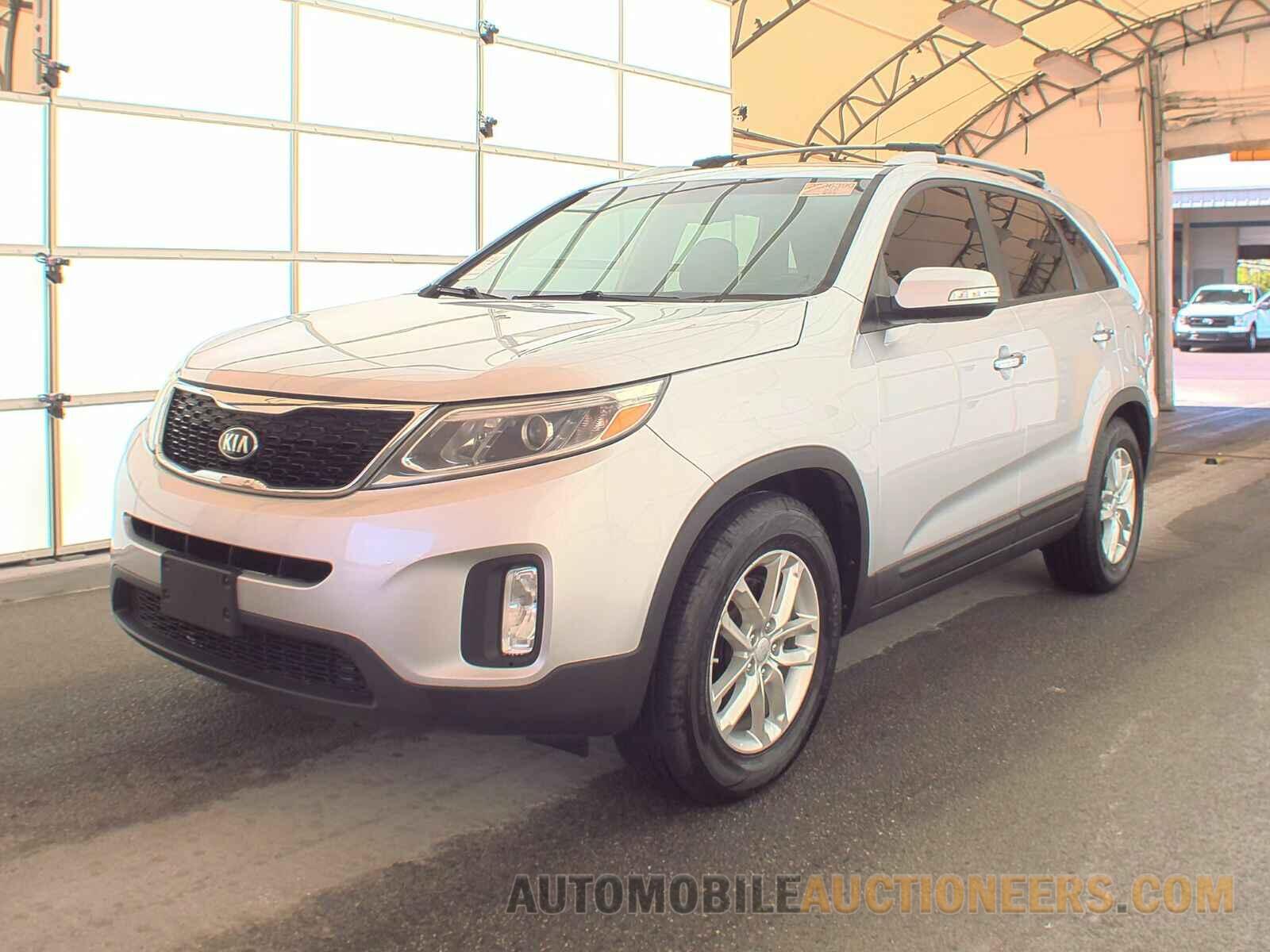 5XYKT4A63FG551603 Kia Sorento 2015