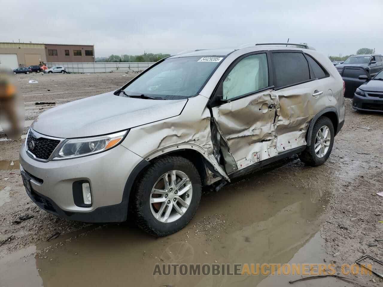 5XYKTCA68FG656616 KIA SORENTO 2015