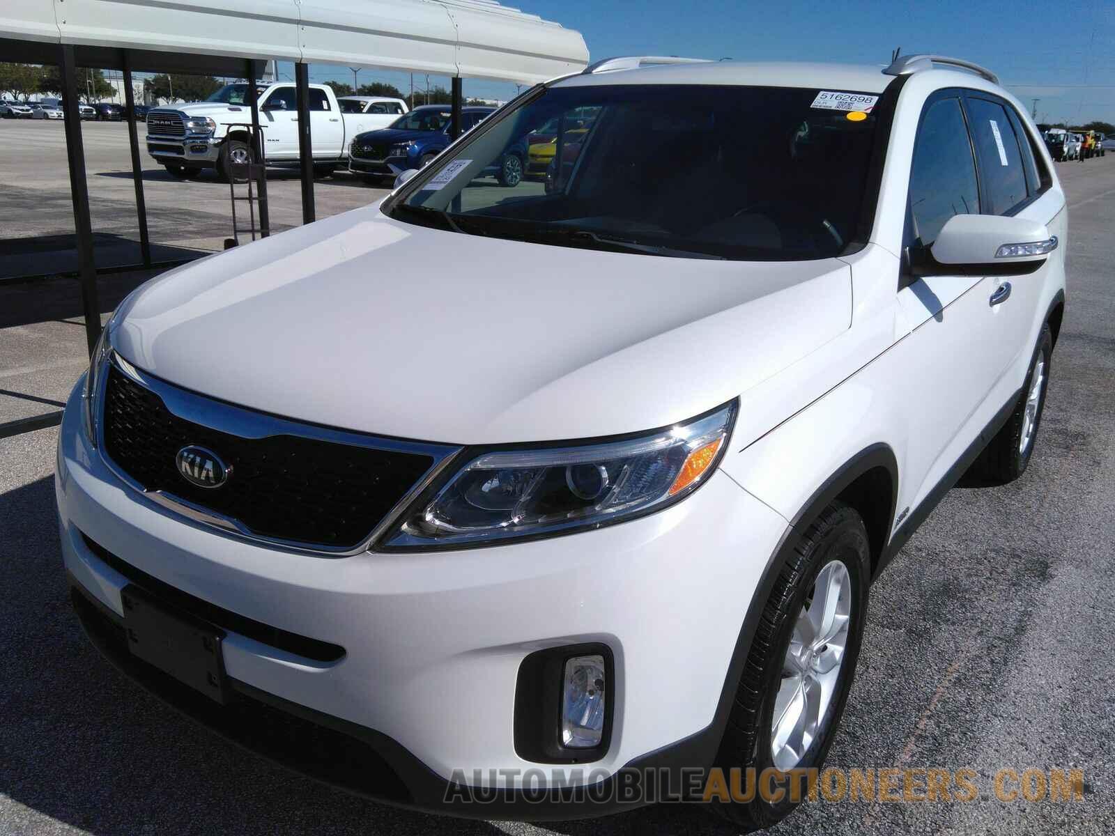 5XYKTDA7XFG651853 Kia Sorento 2015