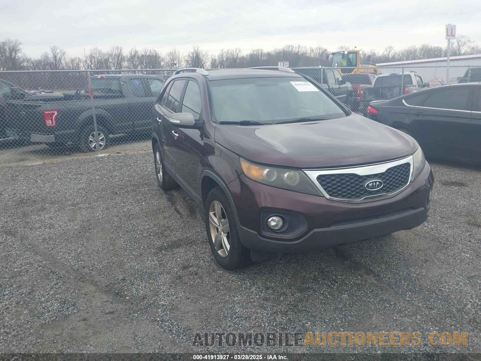 5XYKU3A66DG396551 KIA SORENTO 2013