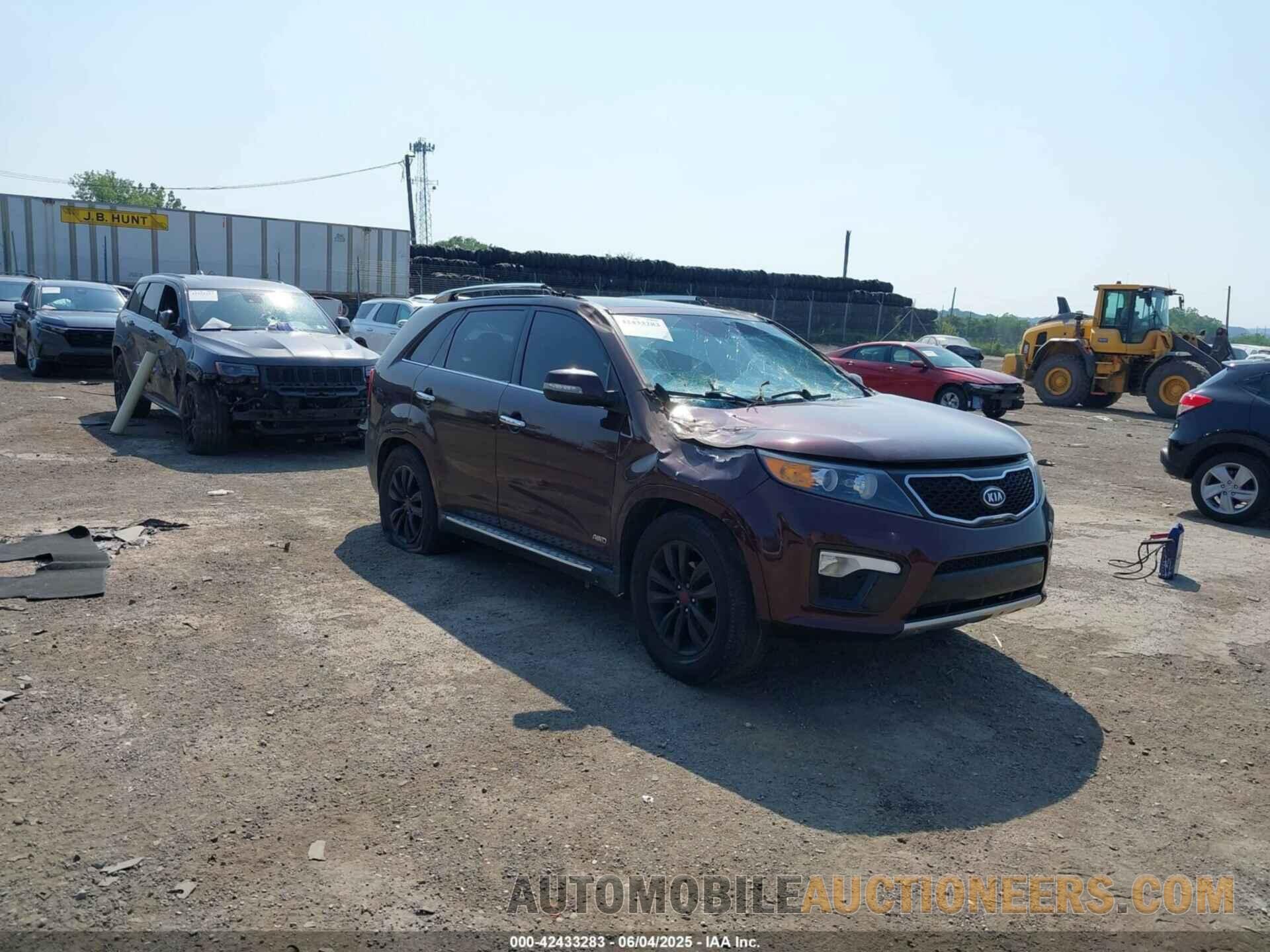 5XYKWDA22DG373135 KIA SORENTO 2013