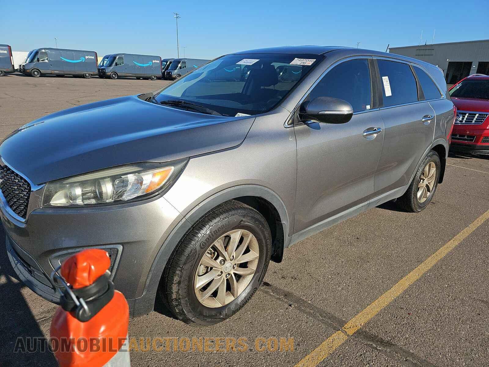 5XYPG4A39GG049633 Kia Sorento 2016