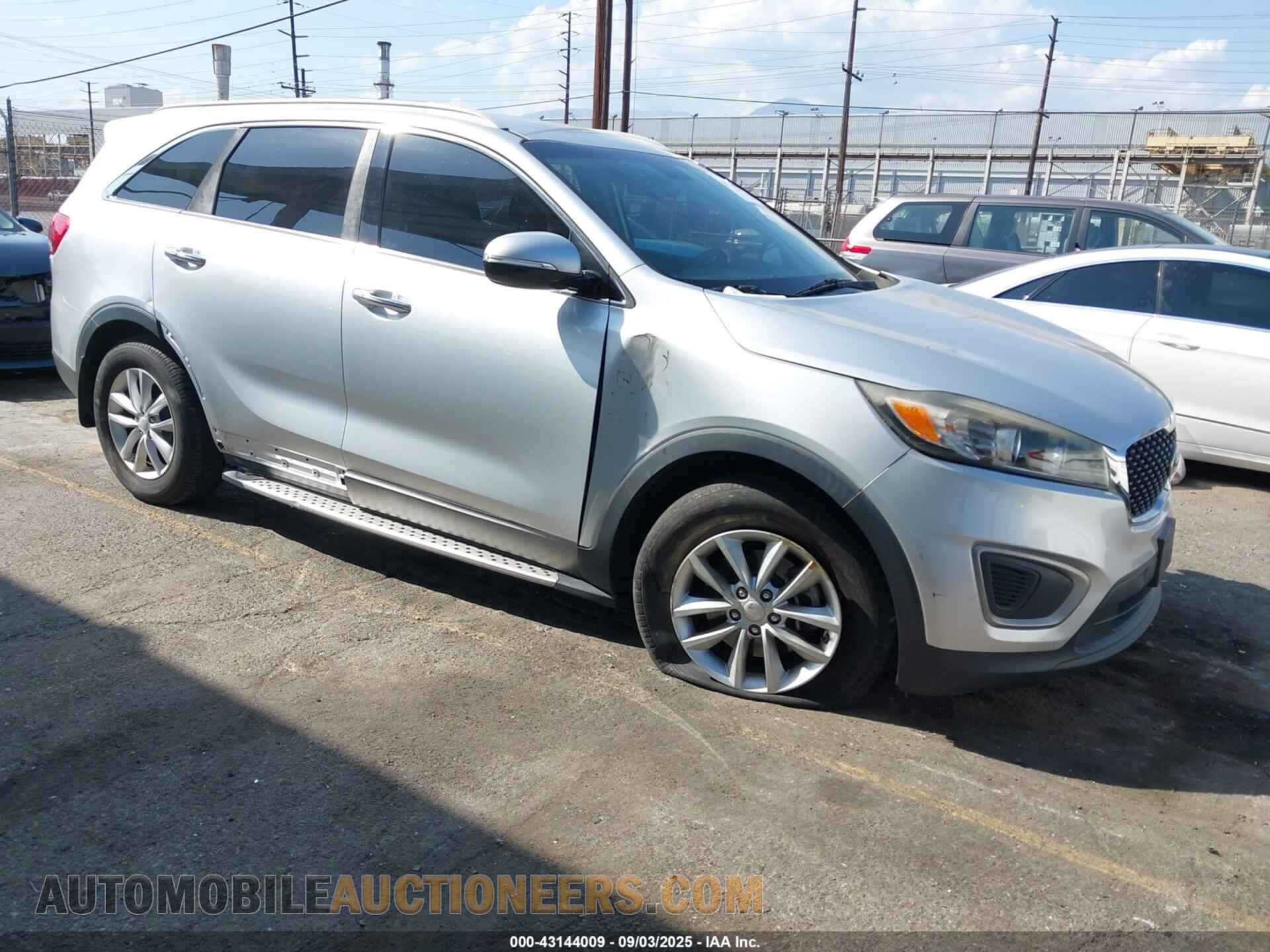 5XYPG4A39GG117557 KIA SORENTO 2016