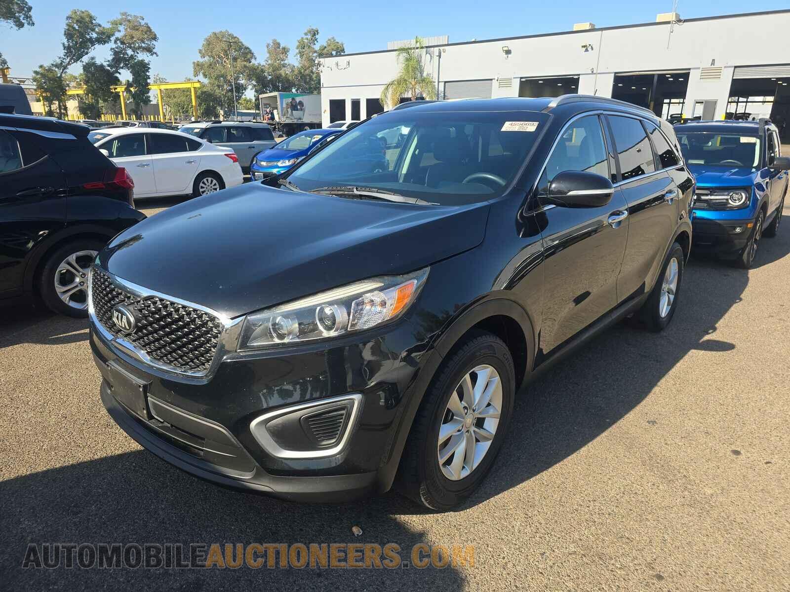 5XYPG4A39GG142944 Kia Sorento 2016
