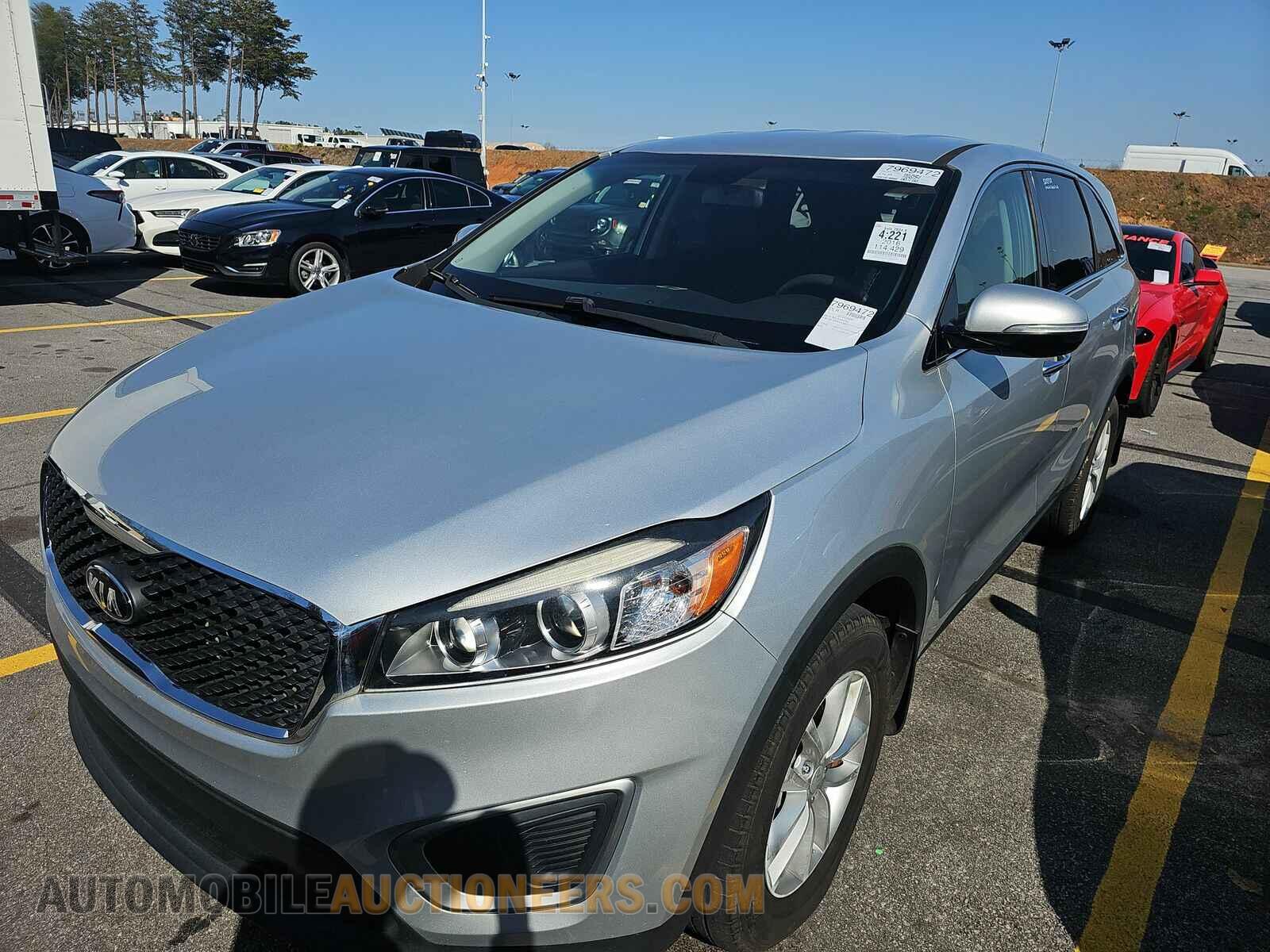 5XYPG4A39GG171747 Kia Sorento 2016