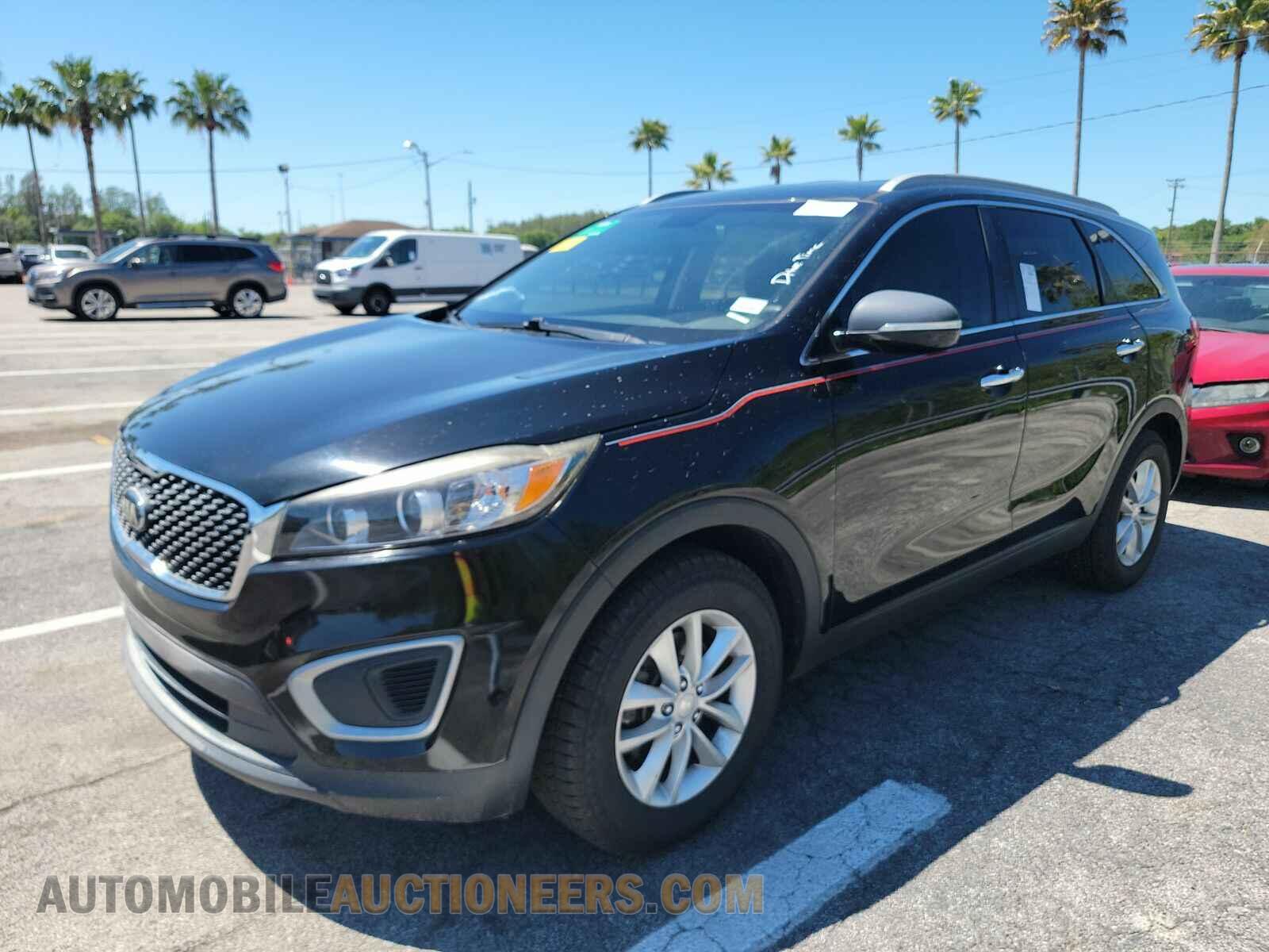 5XYPG4A39GG181579 Kia Sorento 2016