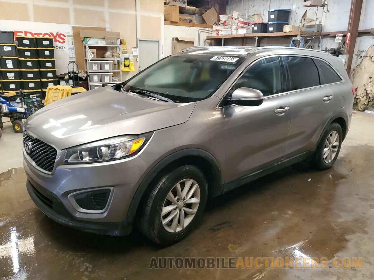 5XYPG4A3XGG180957 KIA SORENTO 2016