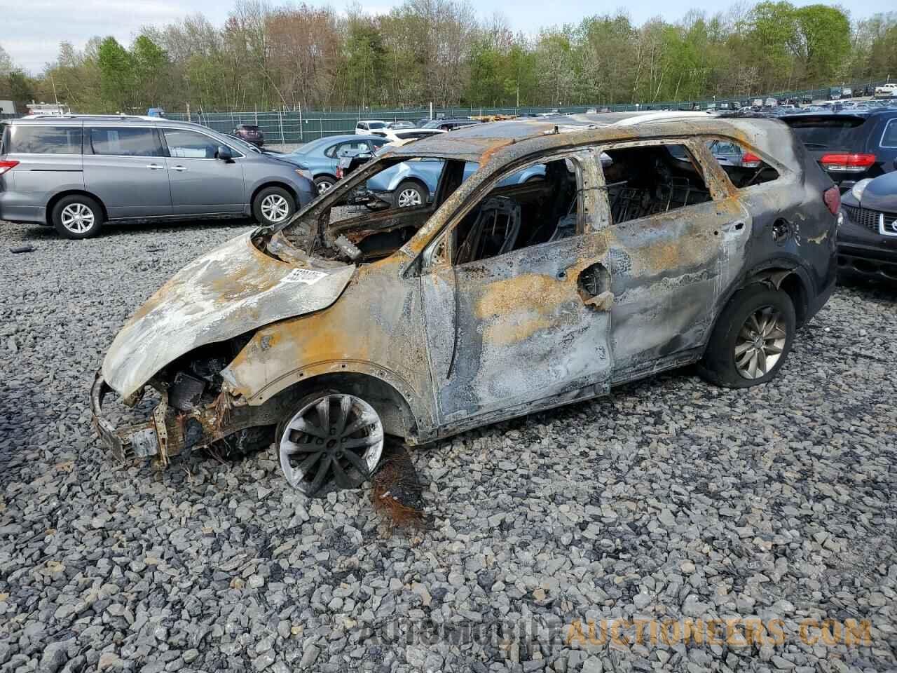 5XYPGDA35JG424845 KIA SORENTO 2018