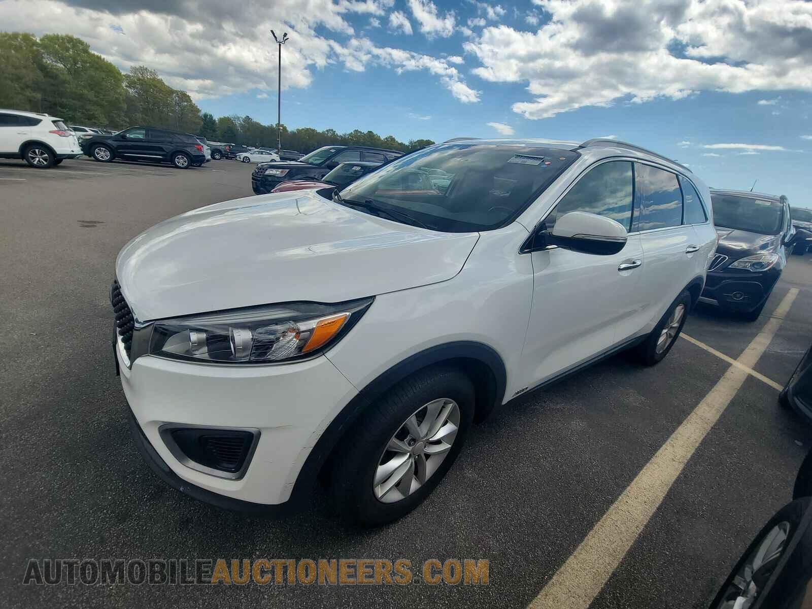 5XYPGDA39GG093843 Kia Sorento 2016