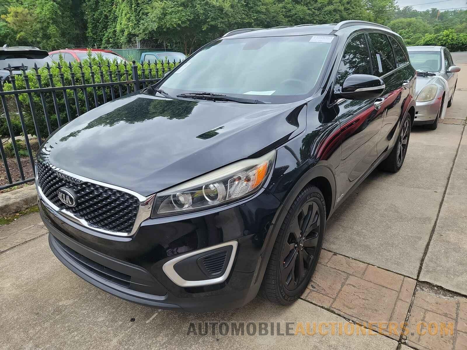 5XYPGDA50HG188021 Kia Sorento 2017