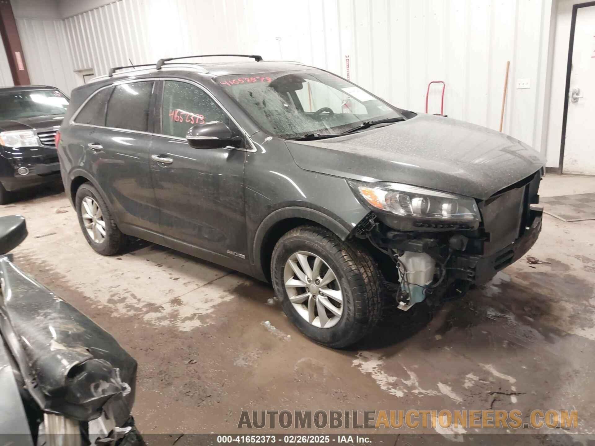 5XYPGDA56HG242860 KIA SORENTO 2017