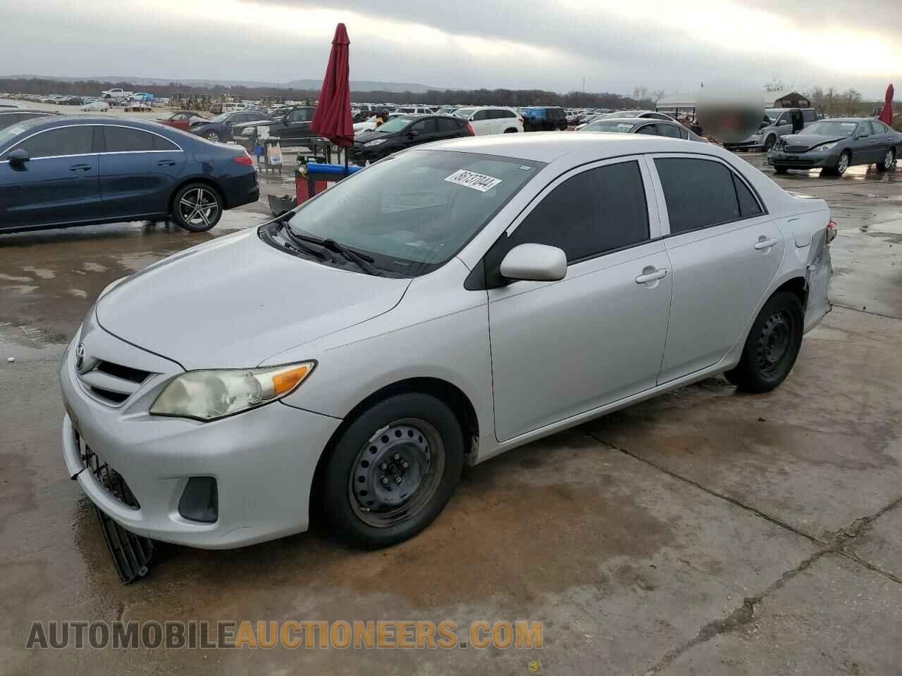5YFBU4EE2DP164094 TOYOTA COROLLA 2013