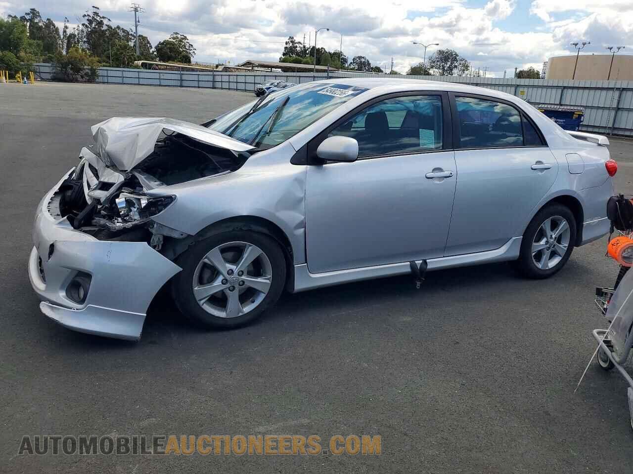 5YFBU4EE2DP207073 TOYOTA COROLLA 2013