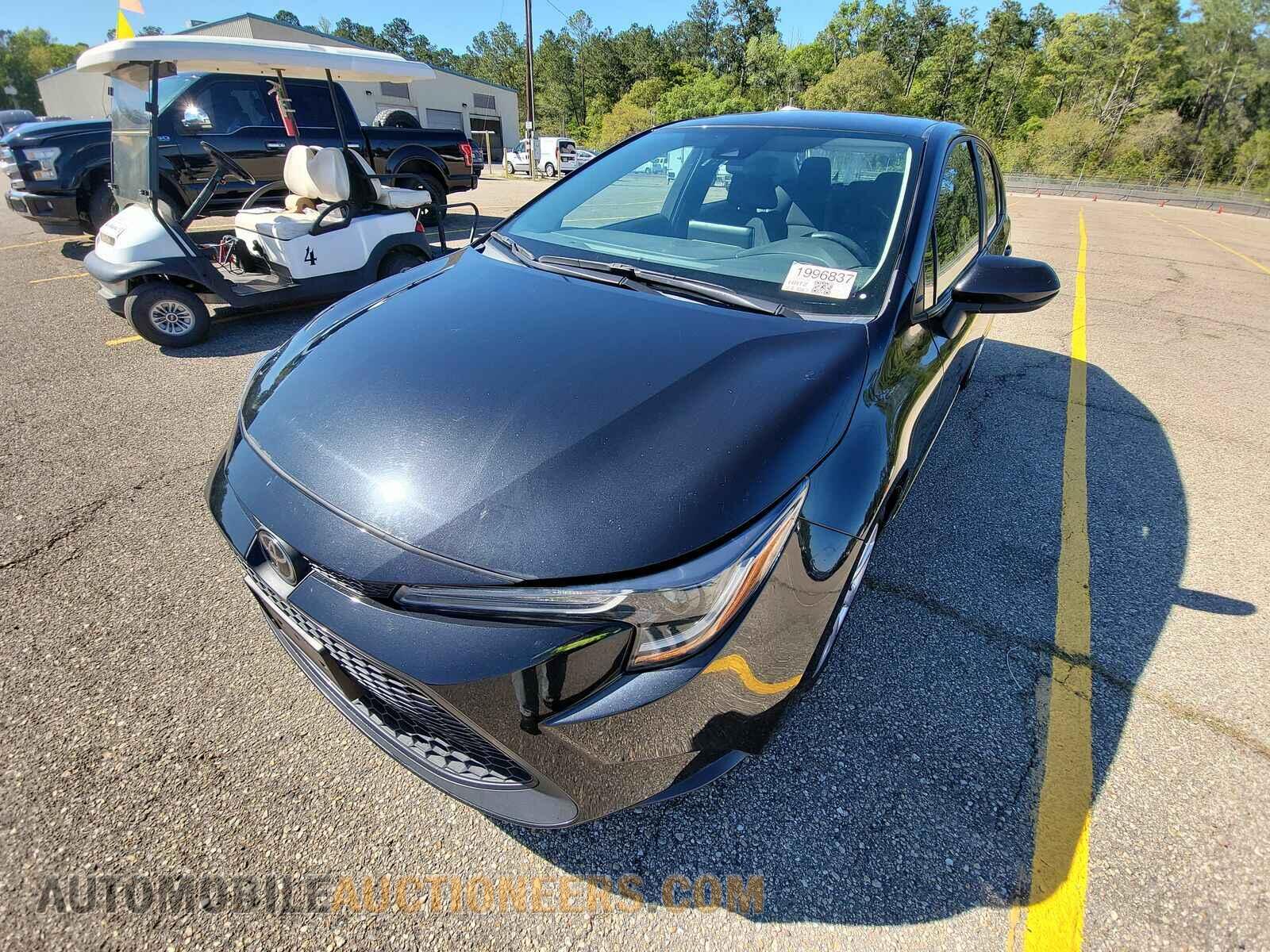5YFEPMAE4MP158761 Toyota Corolla LE 2021