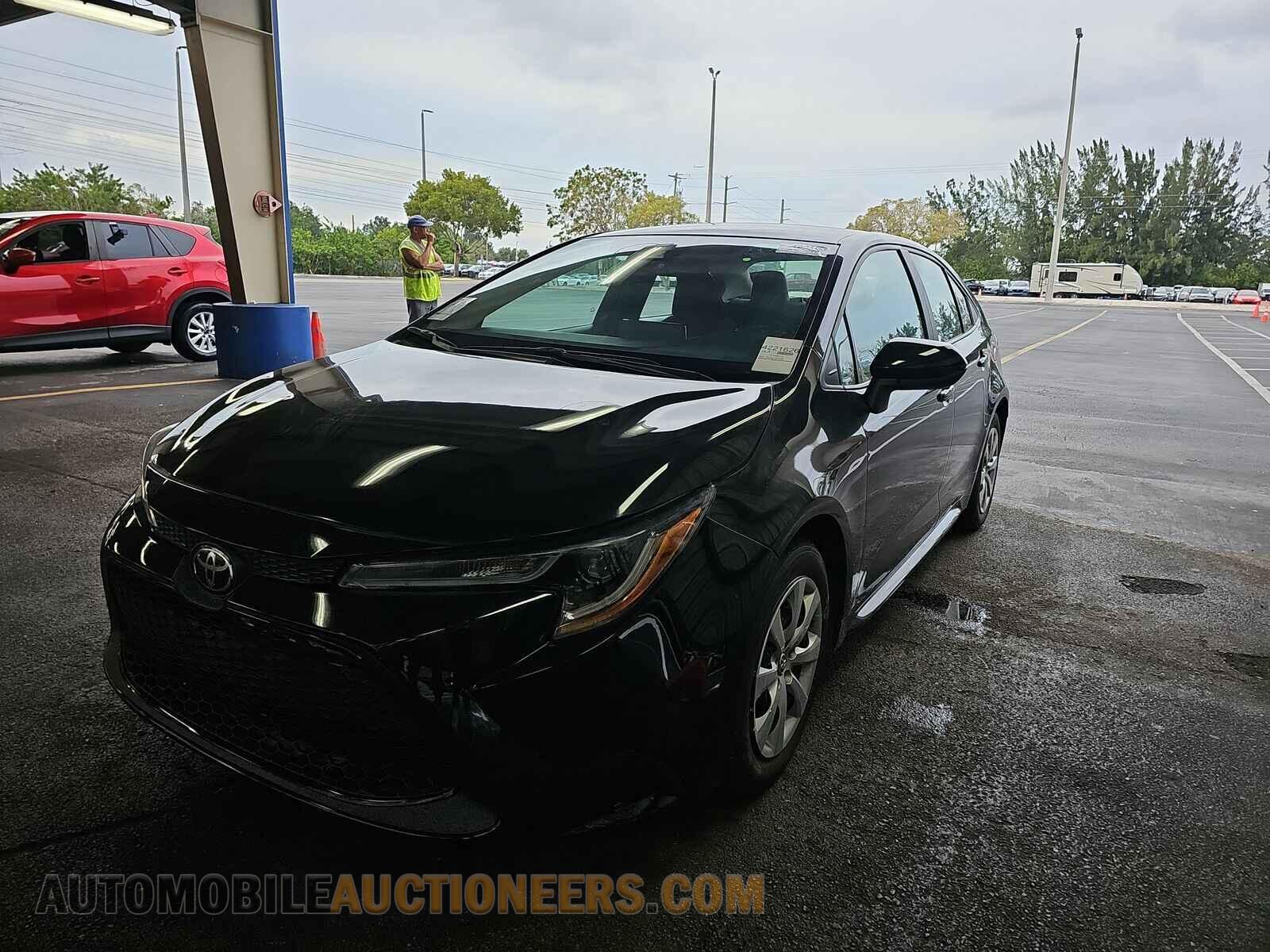5YFEPMAE4MP238643 Toyota Corolla LE 2021