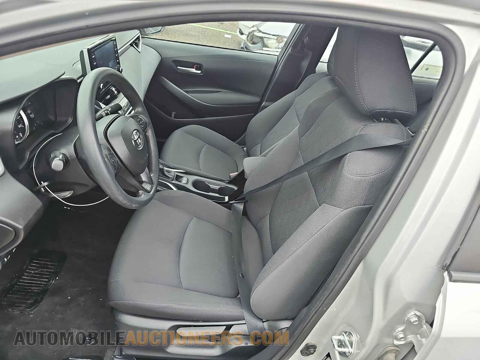 5YFEPMAE4MP238741 Toyota Corolla LE 2021