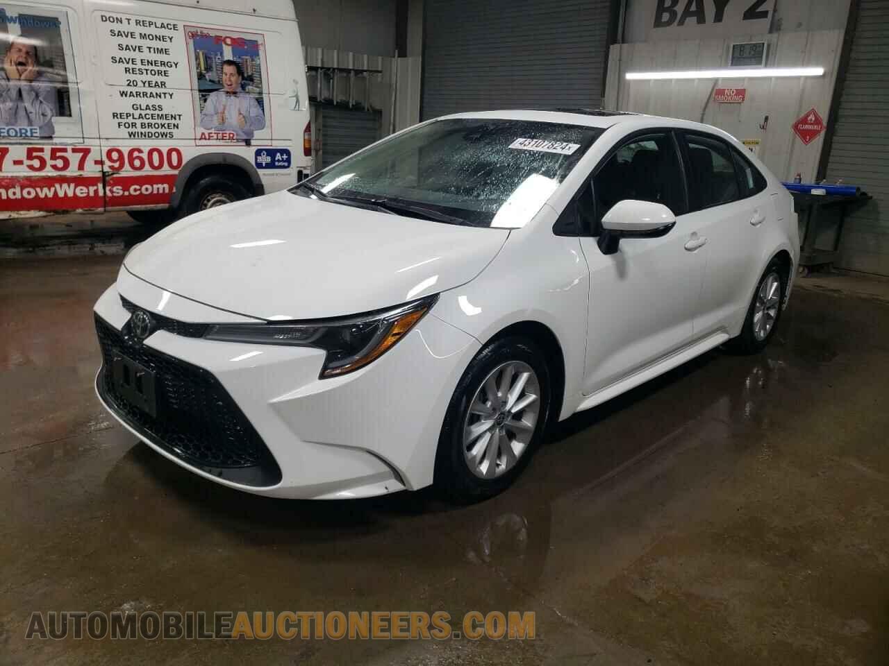 5YFHPMAE4MP160698 TOYOTA COROLLA 2021