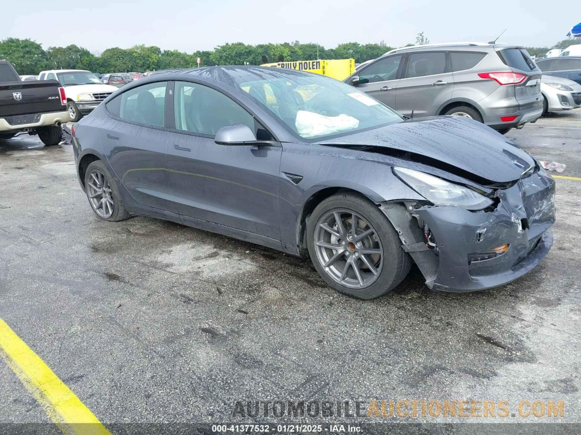 5YJ3E1EA4MF029093 TESLA MODEL 3 2021
