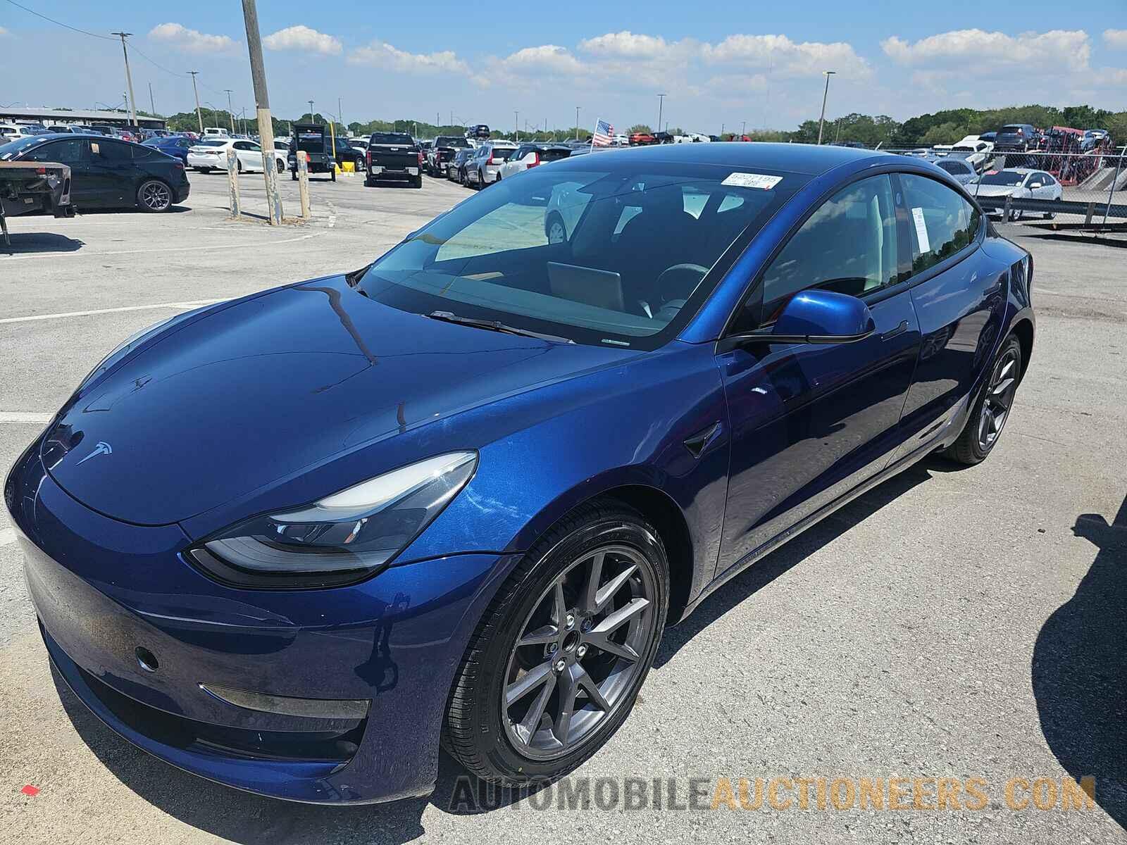 5YJ3E1EA7NF190572 Tesla Model 3 2022