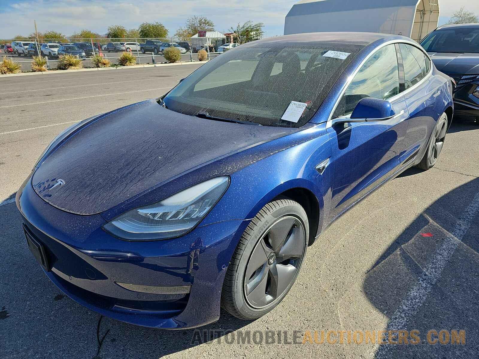 5YJ3E1EA8JF014592 Tesla Model 3 2018