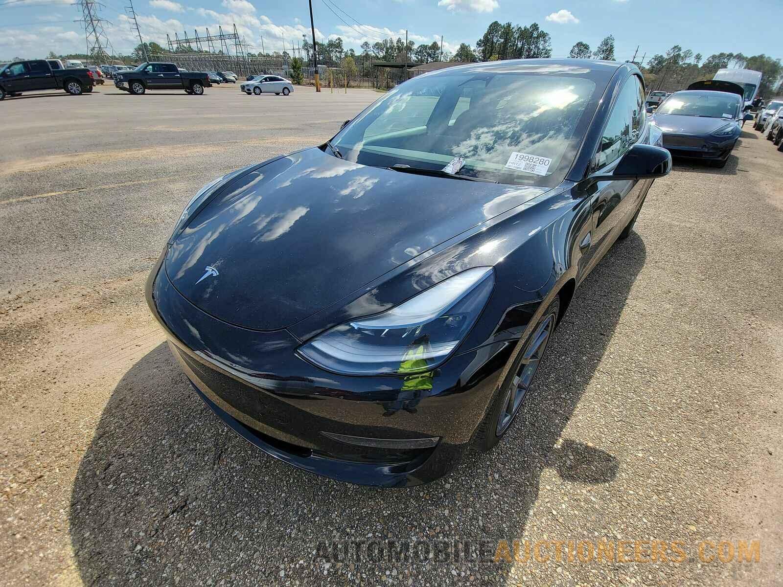 5YJ3E1EAXNF186709 Tesla Model 3 2022