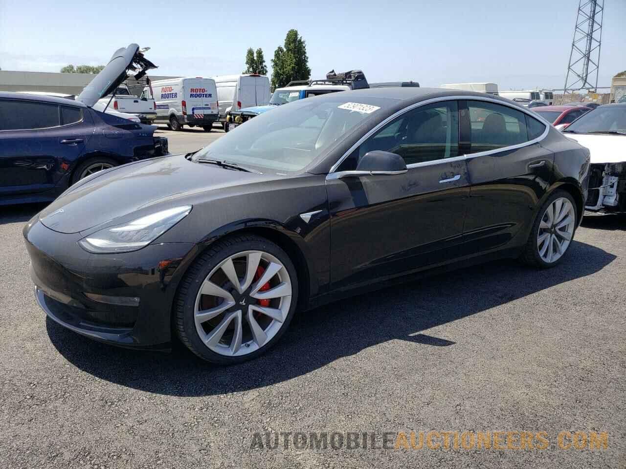 5YJ3E1EB4KF425711 TESLA MODEL 3 2019