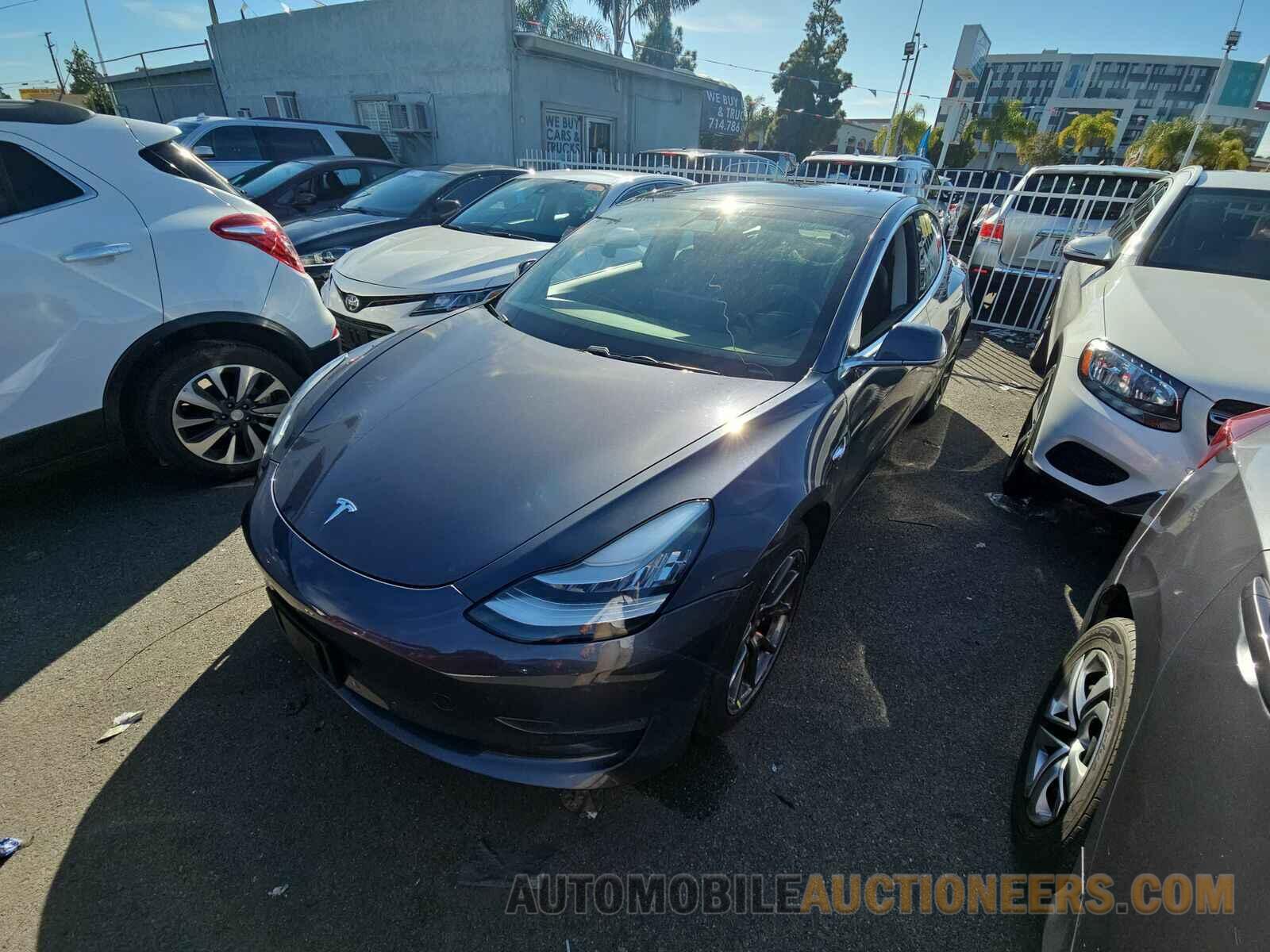 5YJ3E1EB7KF453065 Tesla Model 3 2019