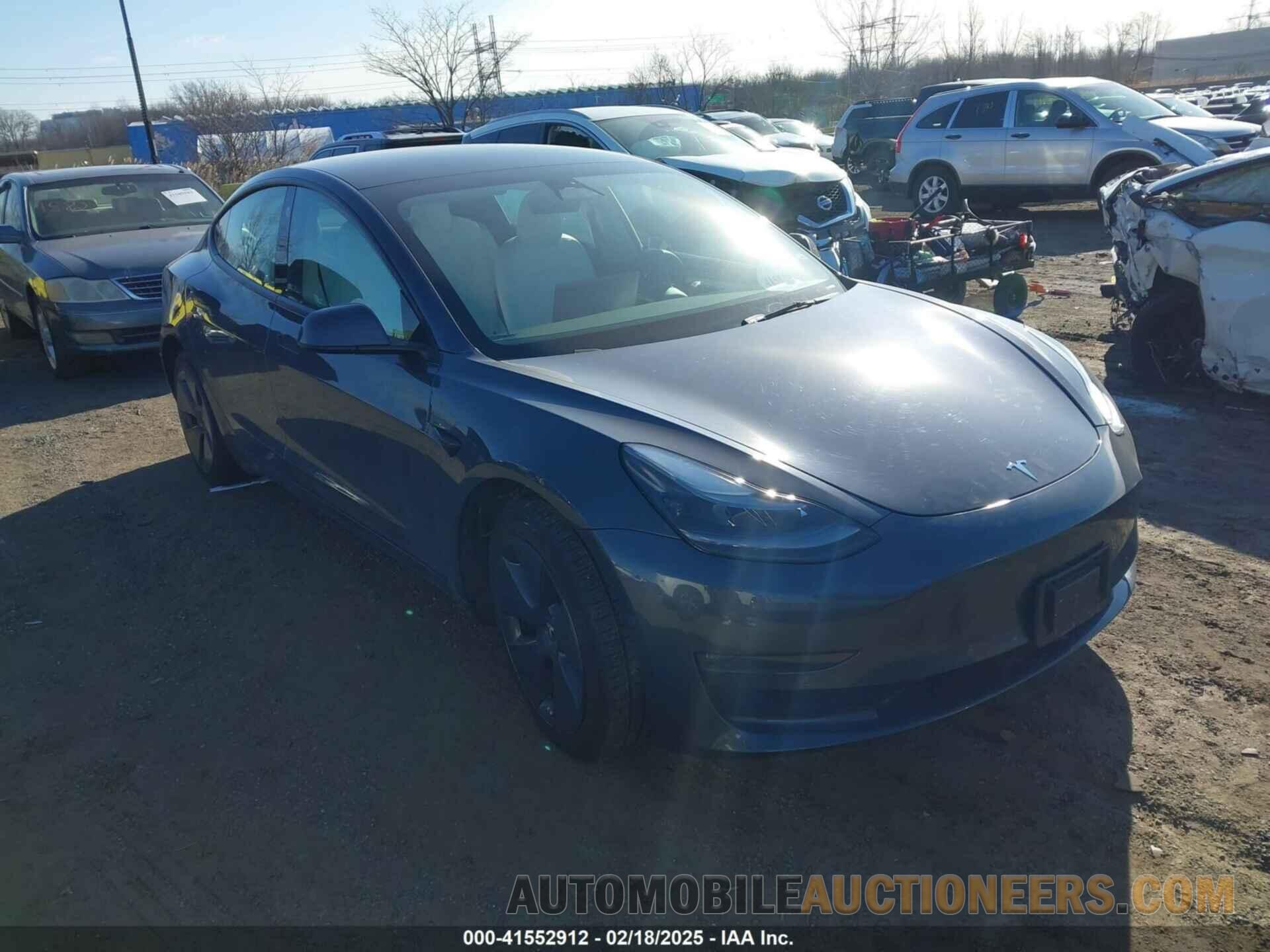 5YJ3E1EB8NF265871 TESLA MODEL 3 2022