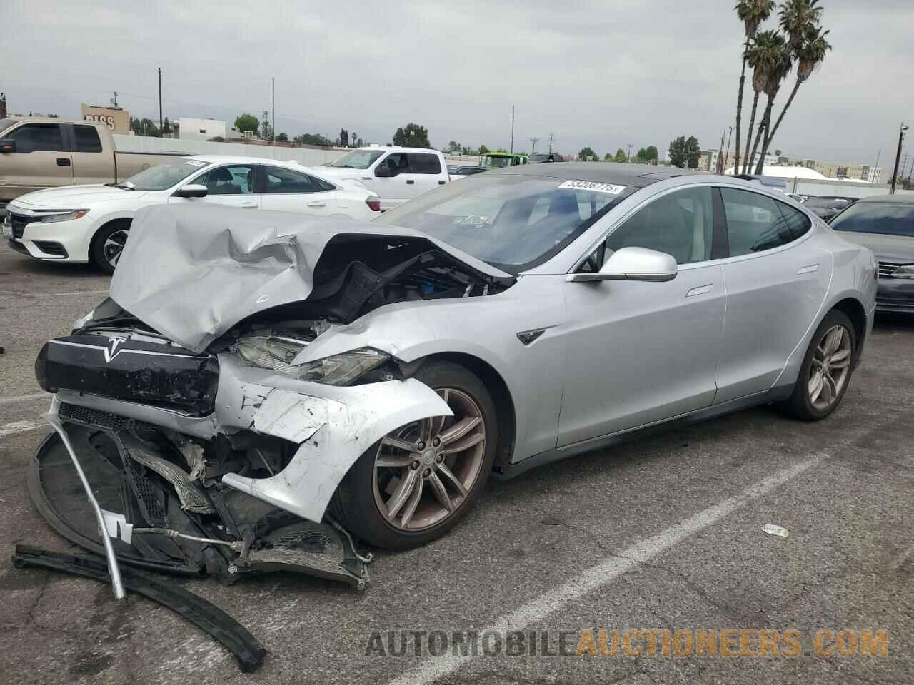 5YJSA1CN2CFP02426 TESLA MODEL S 2012