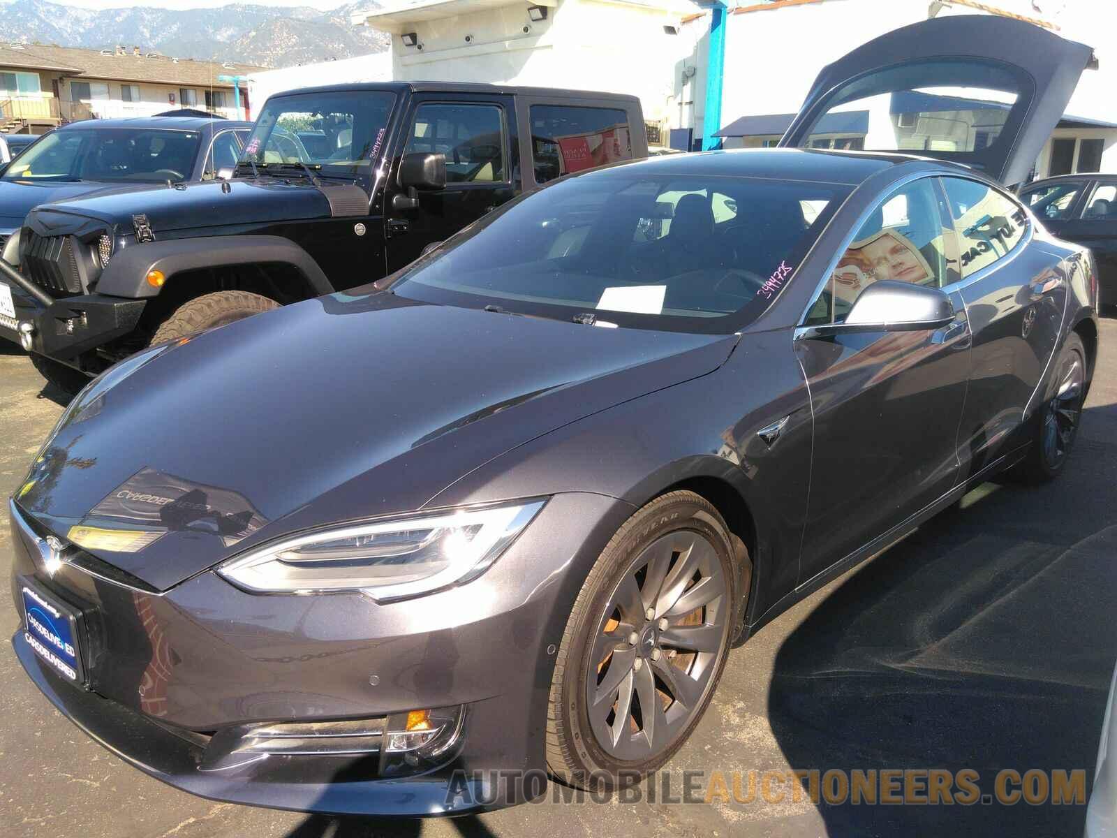5YJSA1E16HF231186 Tesla Model S 2017