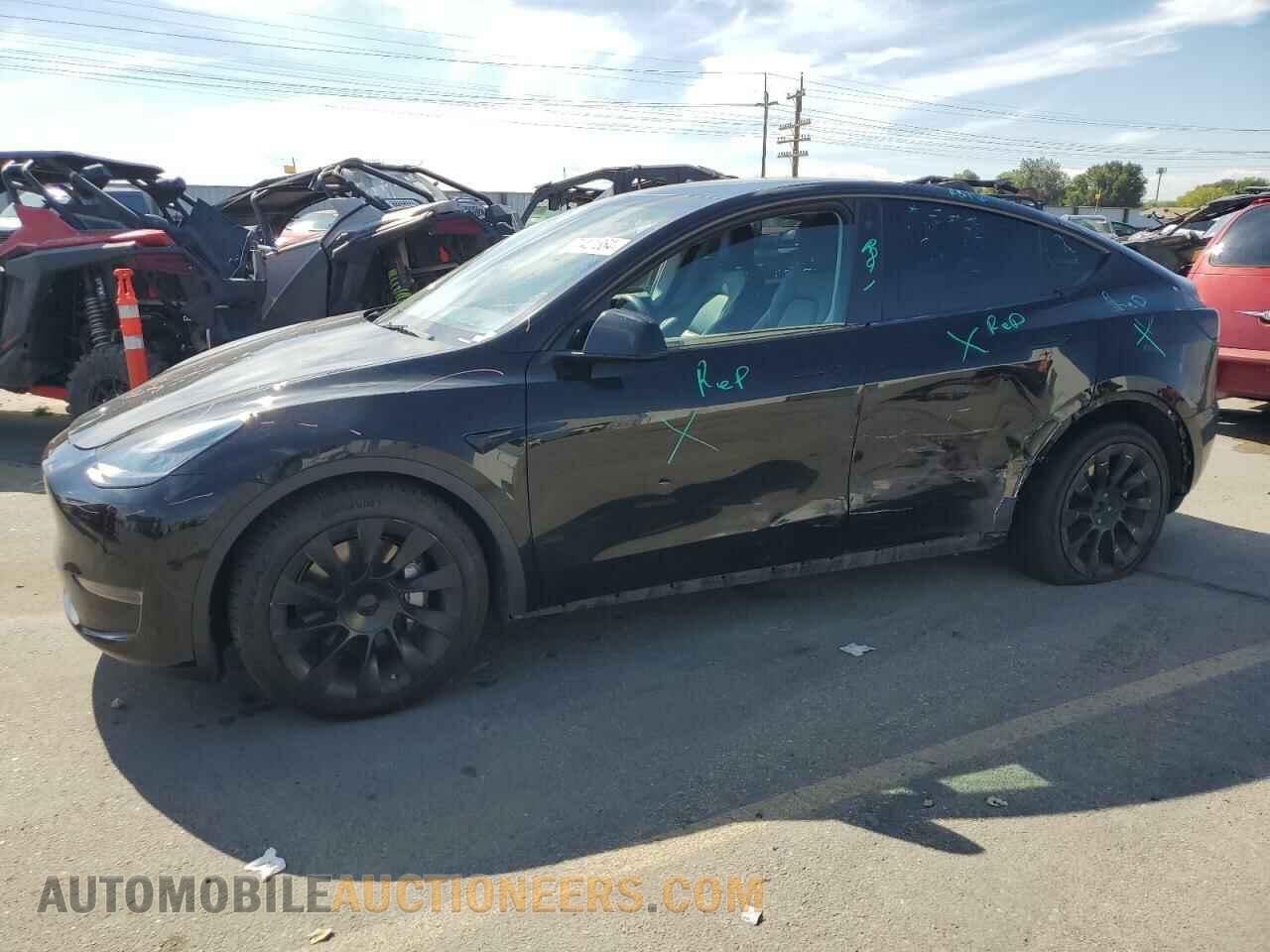 5YJYGAEE0MF196621 TESLA MODEL Y 2021