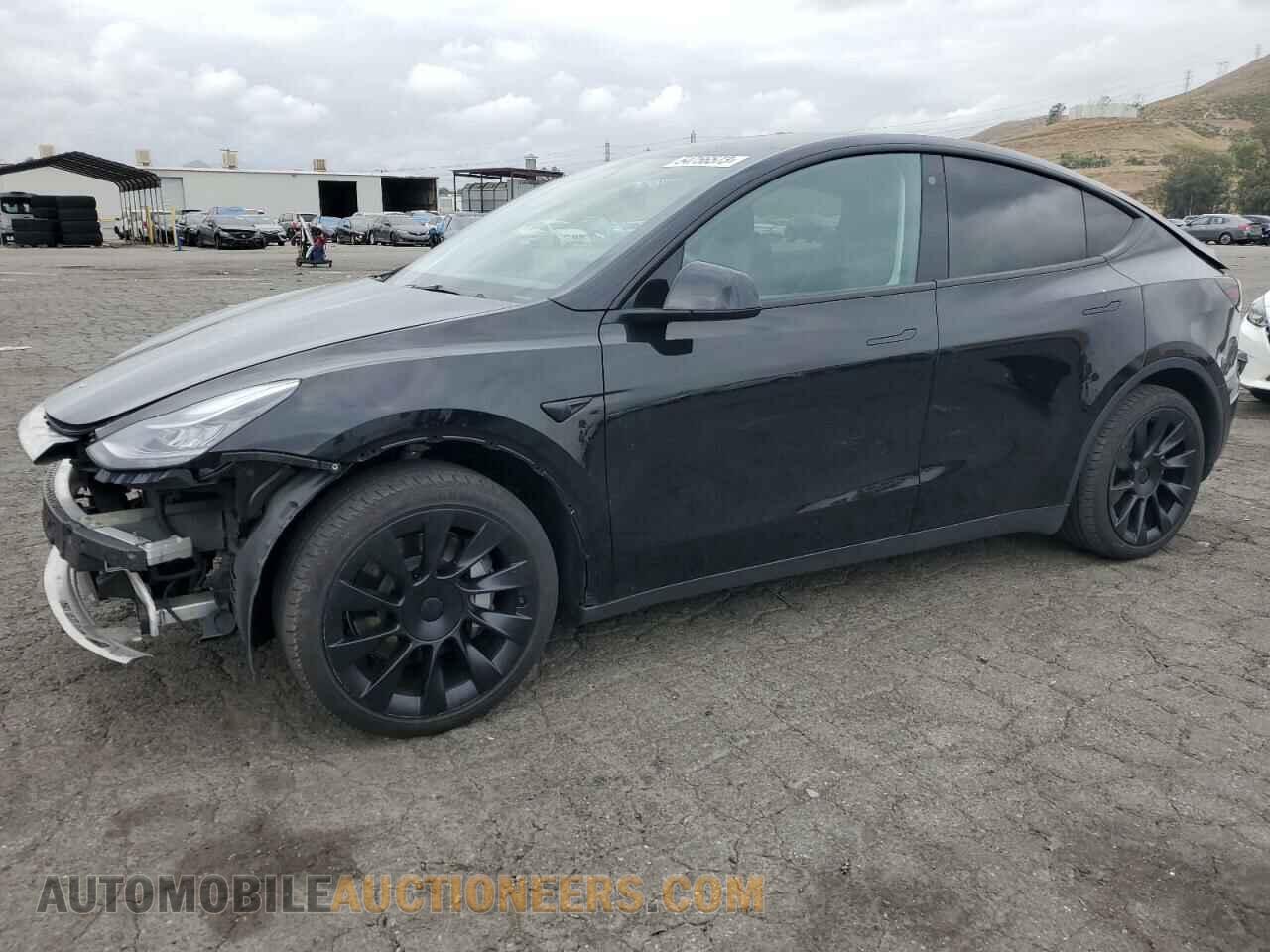 5YJYGDEE0MF303295 TESLA MODEL Y 2021