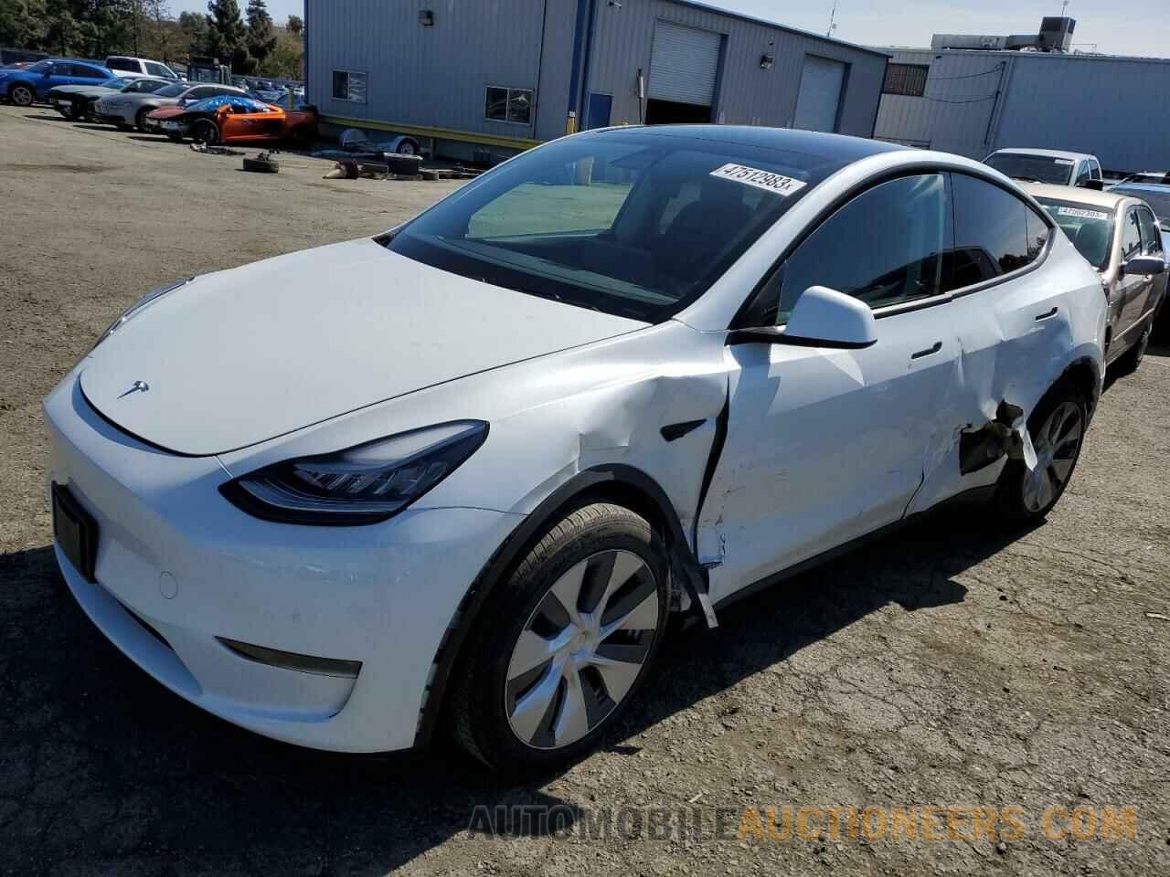 5YJYGDEE2LF058126 TESLA MODEL Y 2020