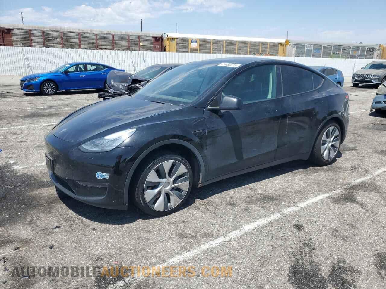 5YJYGDEE5MF215018 TESLA MODEL Y 2021