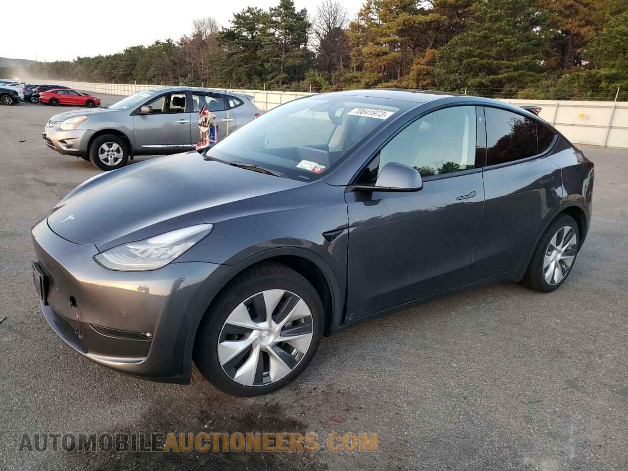 5YJYGDEE7MF183947 TESLA MODEL Y 2021