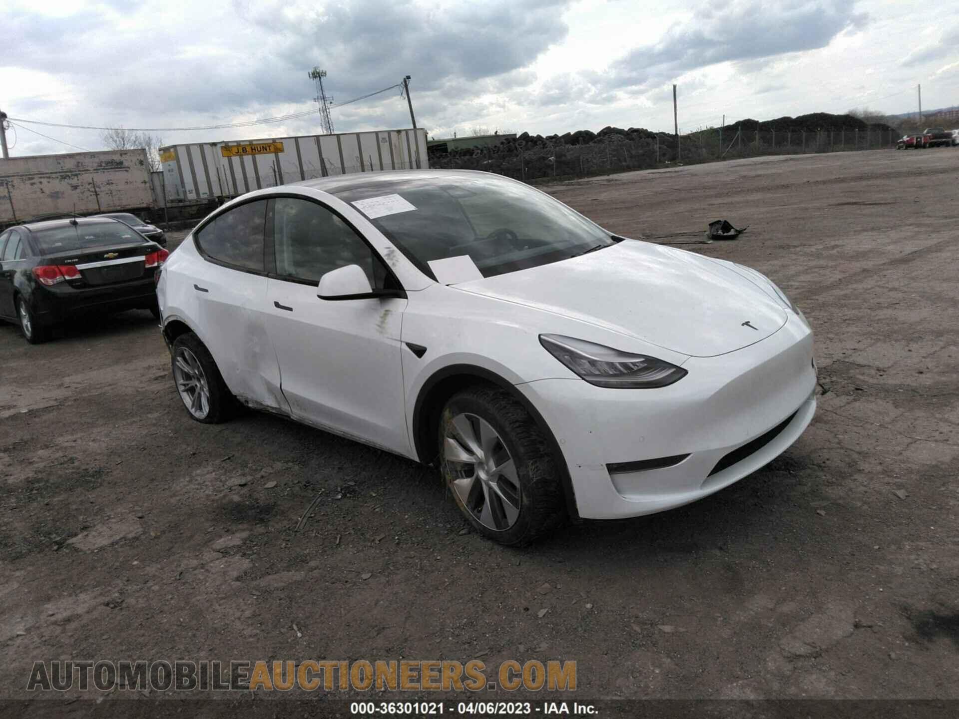 5YJYGDEE8LF032159 TESLA MODEL Y 2020
