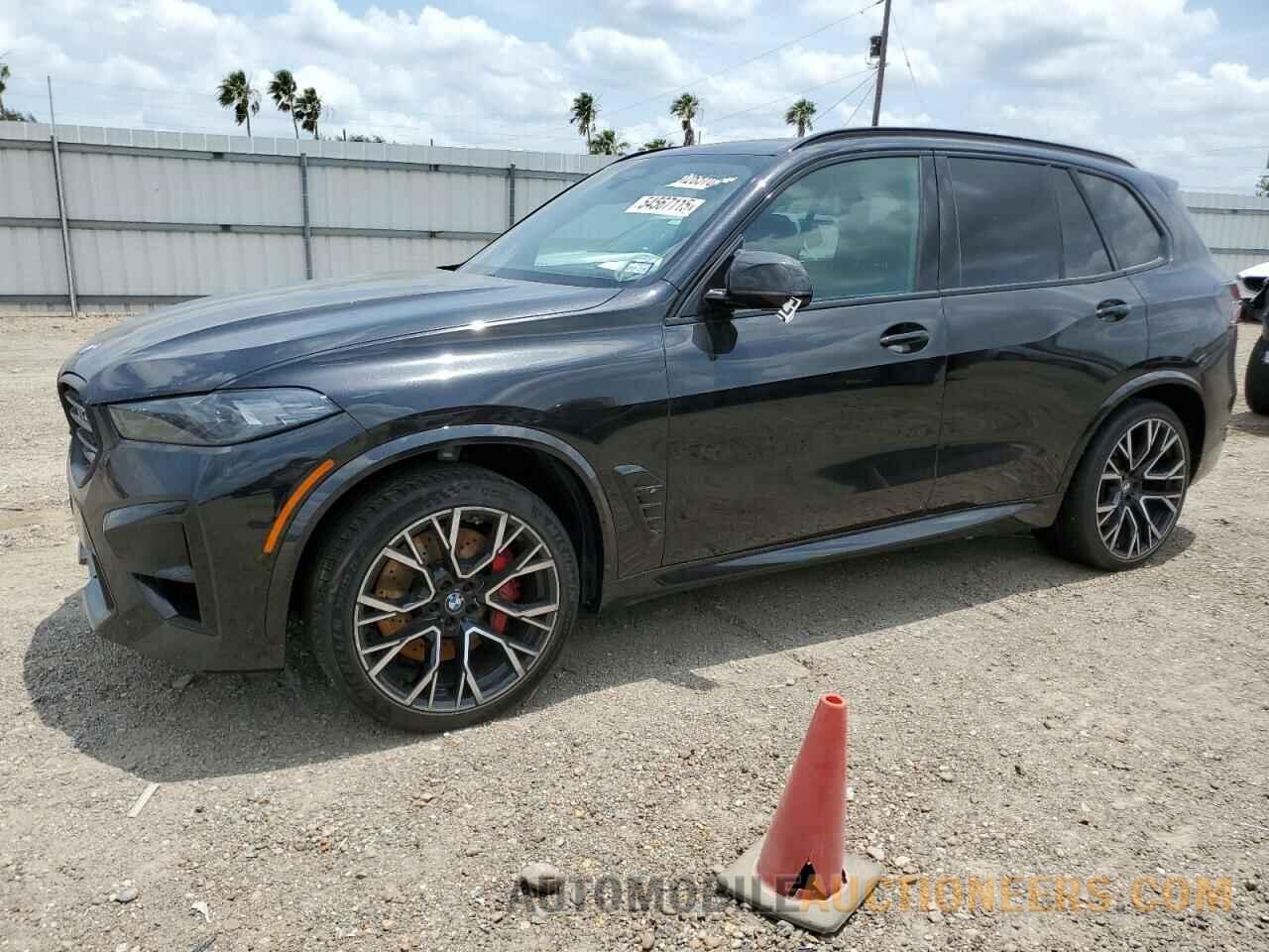 5YM13ET02R9T87400 BMW X5 M COMPE 2024