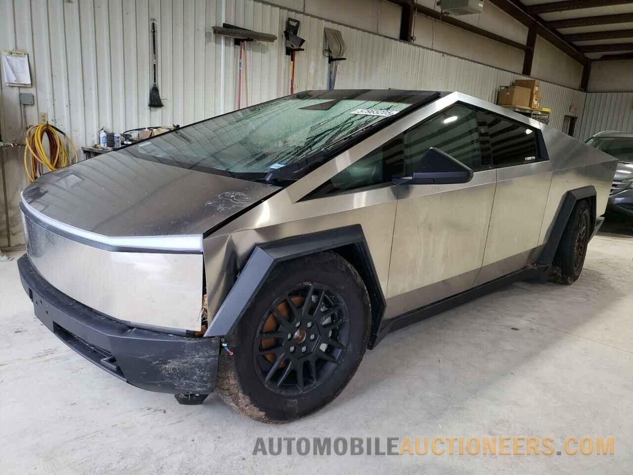 7G2CEHED4RA039806 TESLA CYBERTRUCK 2024