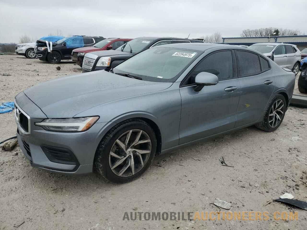7JR102FK0KG010984 VOLVO S60 2019