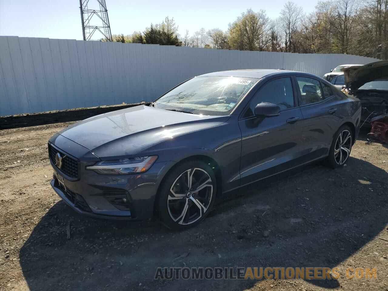 7JRL12TW3PG252348 VOLVO S60 PLUS 2023