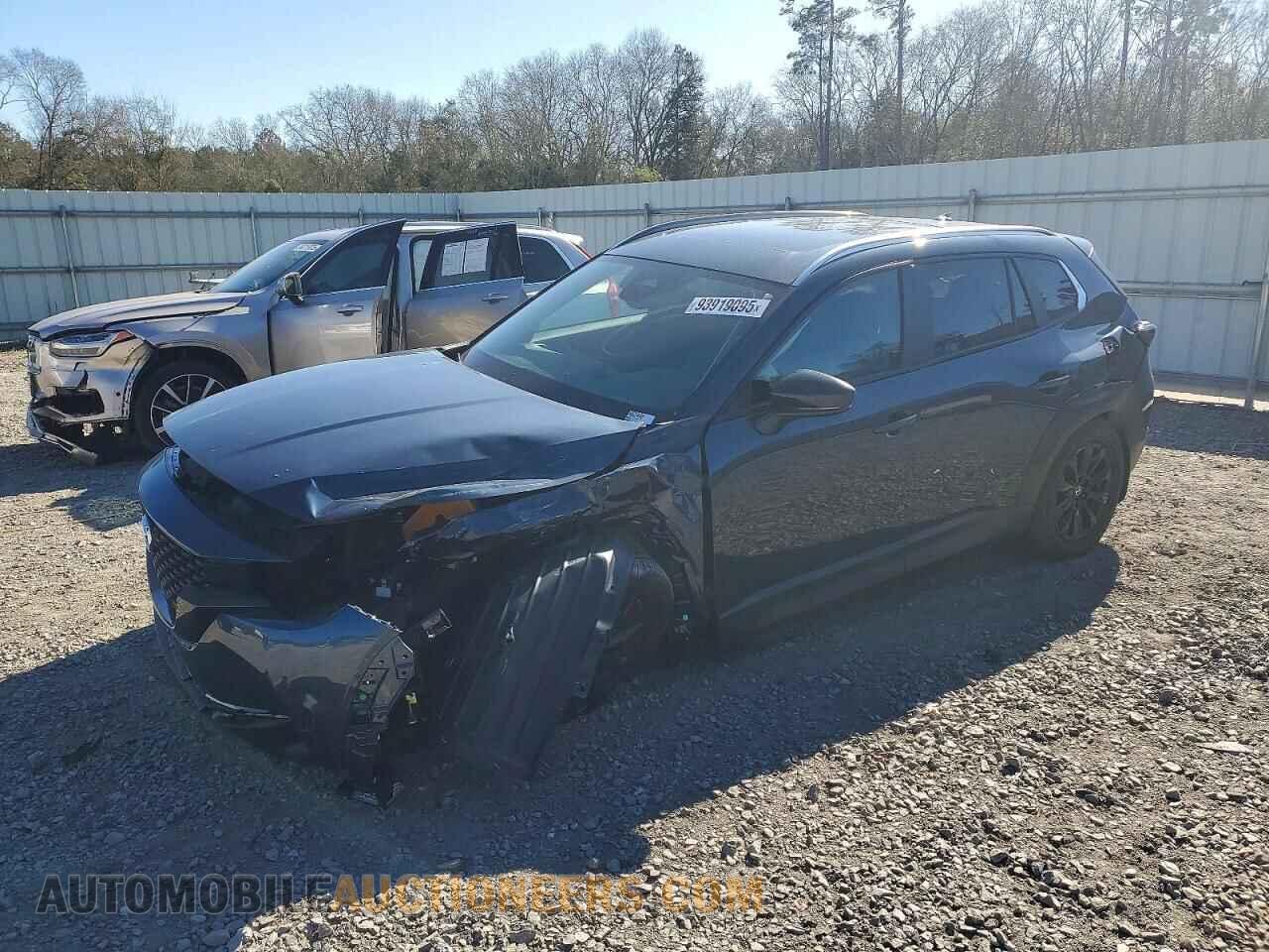 7MMVABDM8SN323729 MAZDA CX-50 2025