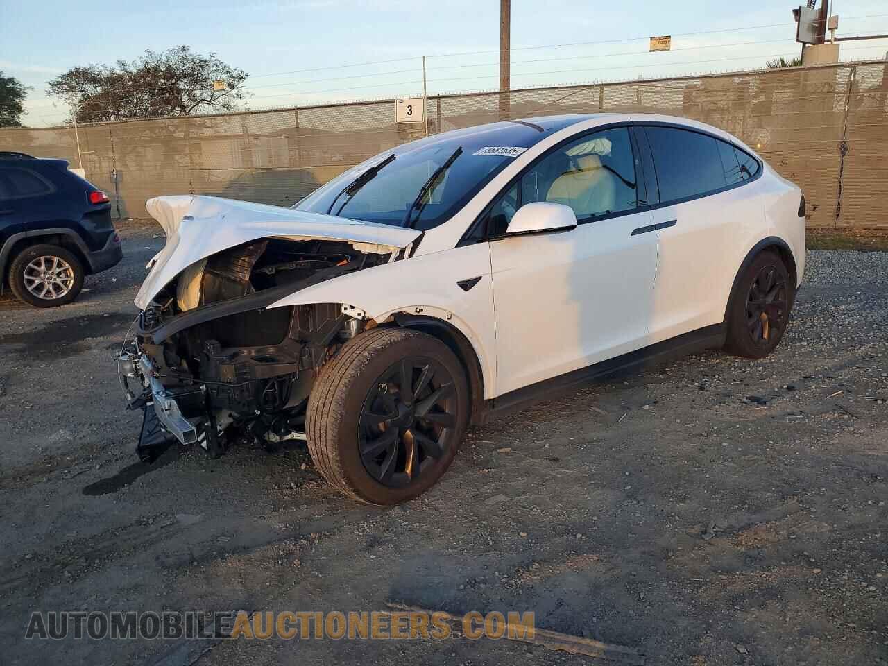 7SAXCBE56PF417708 TESLA MODEL X 2023