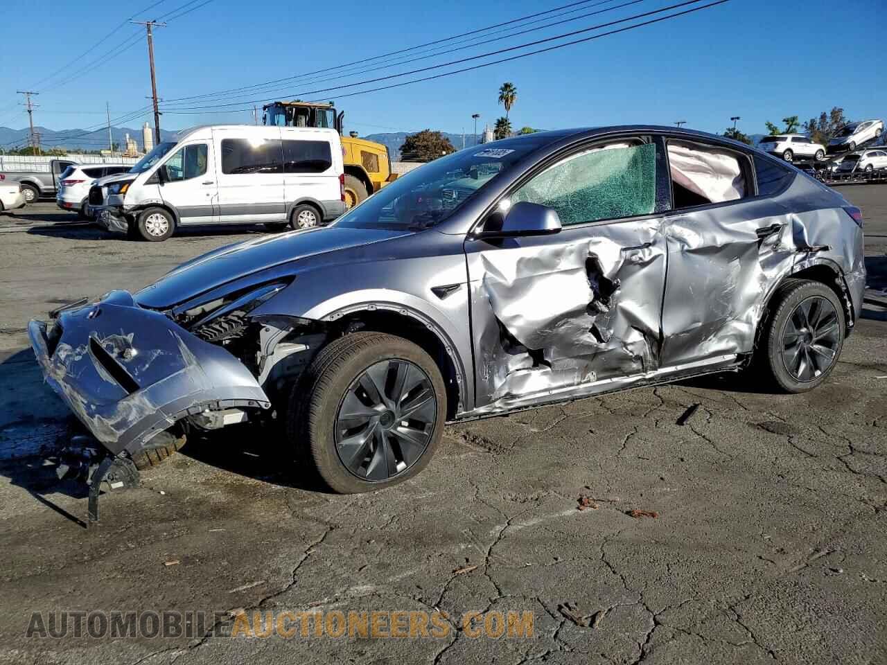 7SAYGAEE0RF214366 TESLA MODEL Y 2024